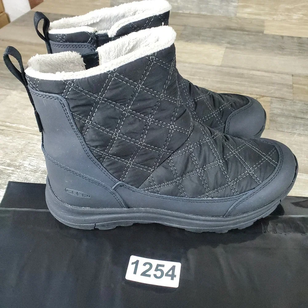 Keen Terradora II Womens Wintry Boots Sz 8 Black Waterproof Pull On Snow Boots